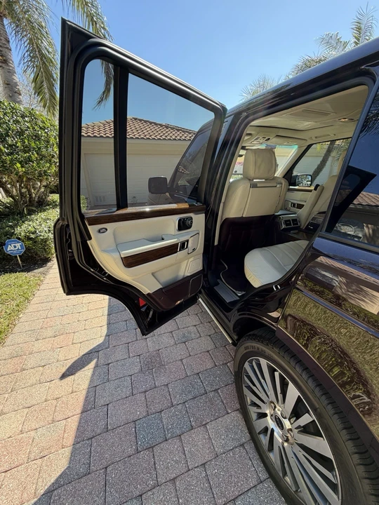 2011 Land Rover Range Rover L322 - Image 18 of 21