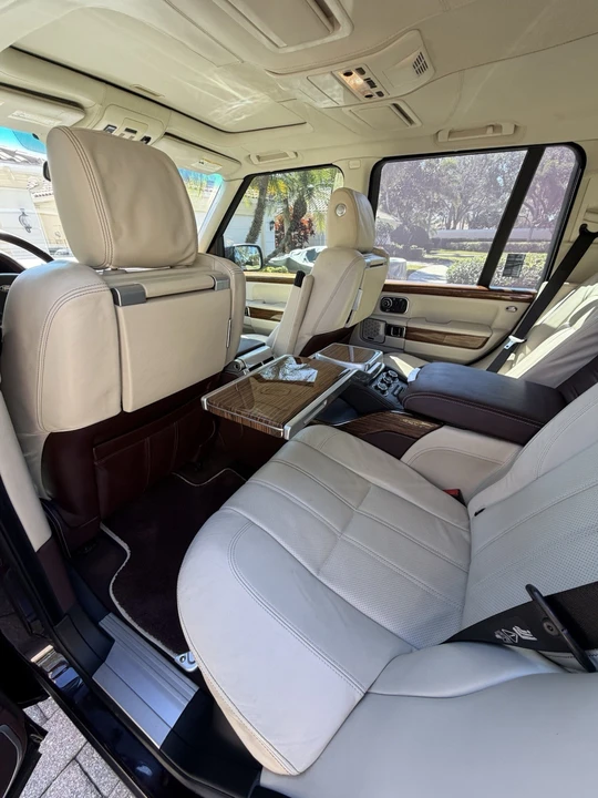 2011 Land Rover Range Rover L322 - Image 20 of 21