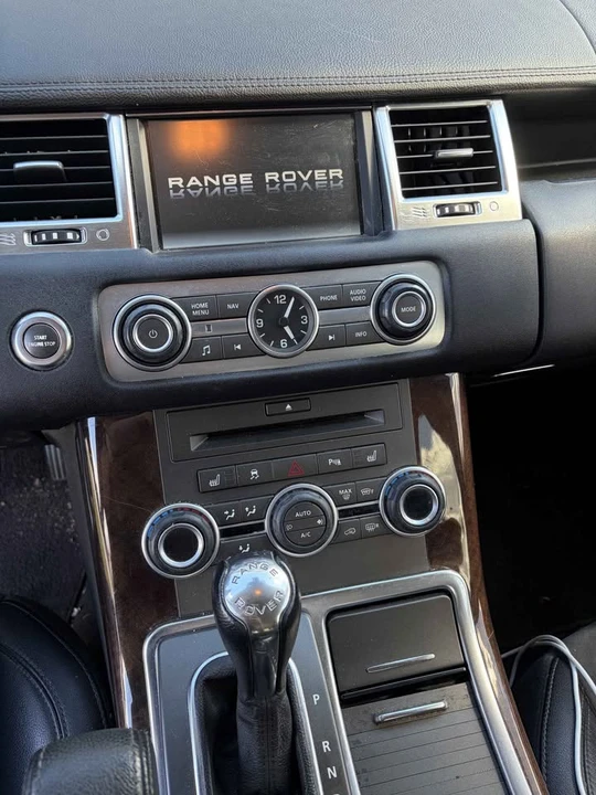 2011 Land Rover Range Rover L322 - Image 6 of 6