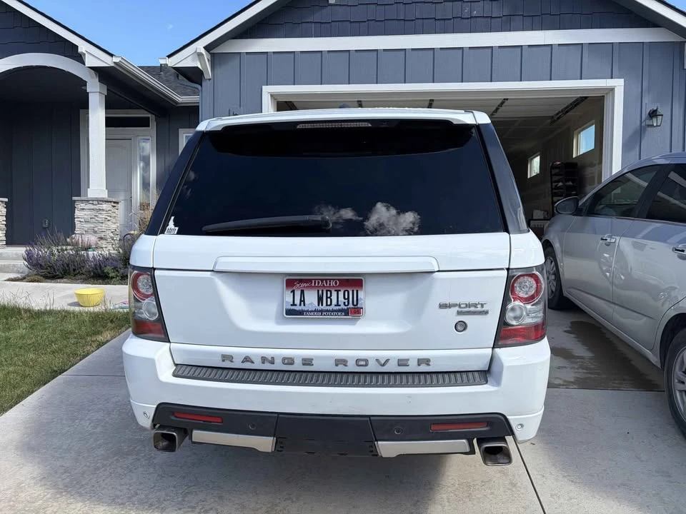 2011 Land Rover Range Rover L322 - Image 2 of 6