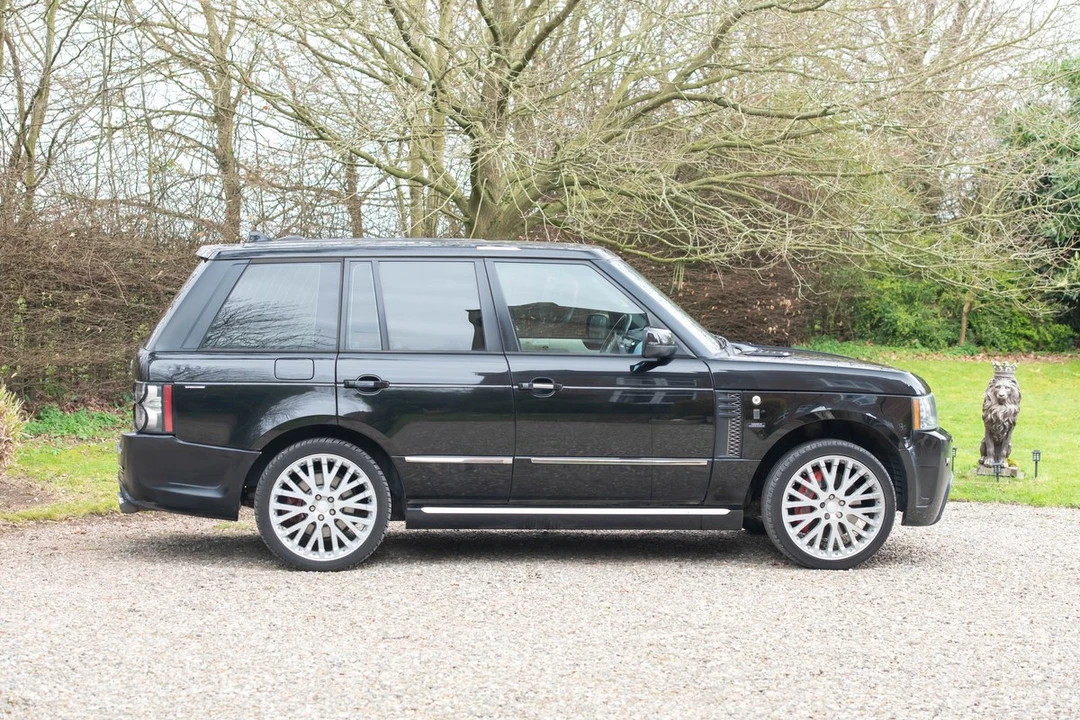 2011 Land Rover Range Rover L322 - Image 12 of 30