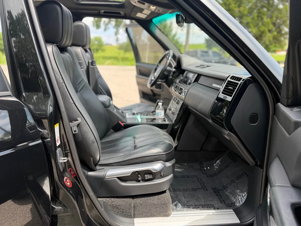 2011 Land Rover Range Rover L322 - Image 12 of 20