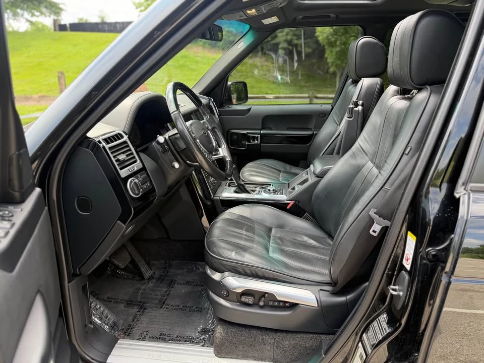2011 Land Rover Range Rover L322 - Image 9 of 20