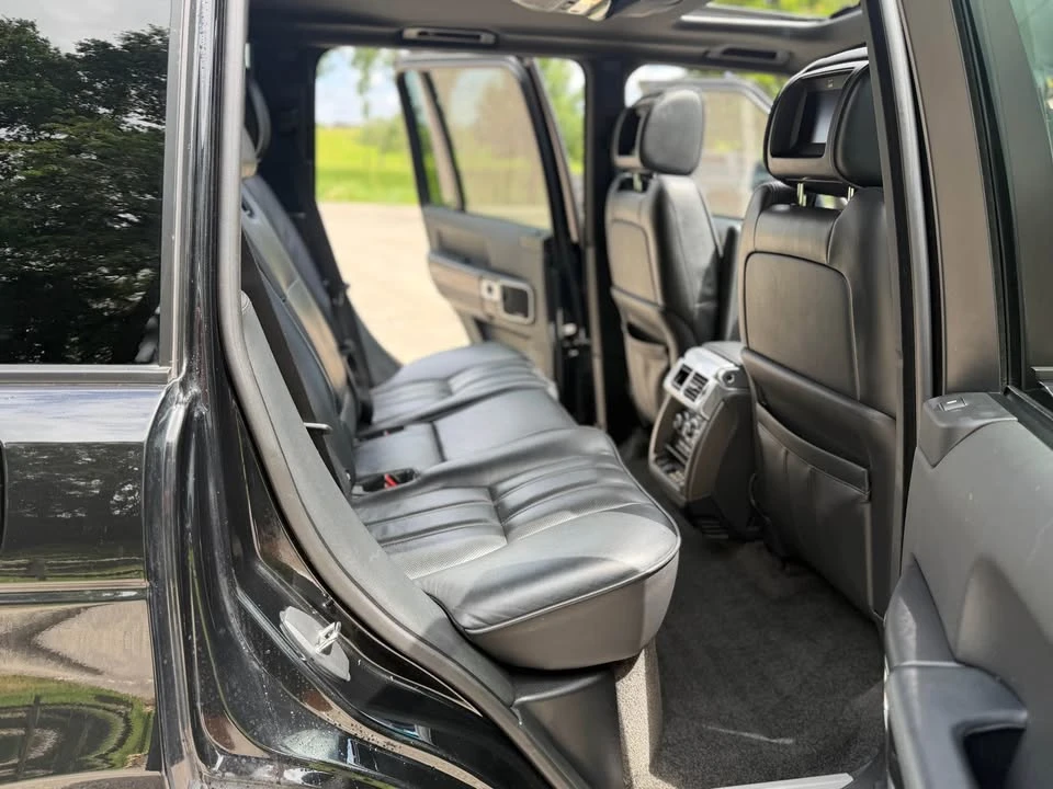 2011 Land Rover Range Rover L322 - Image 11 of 20
