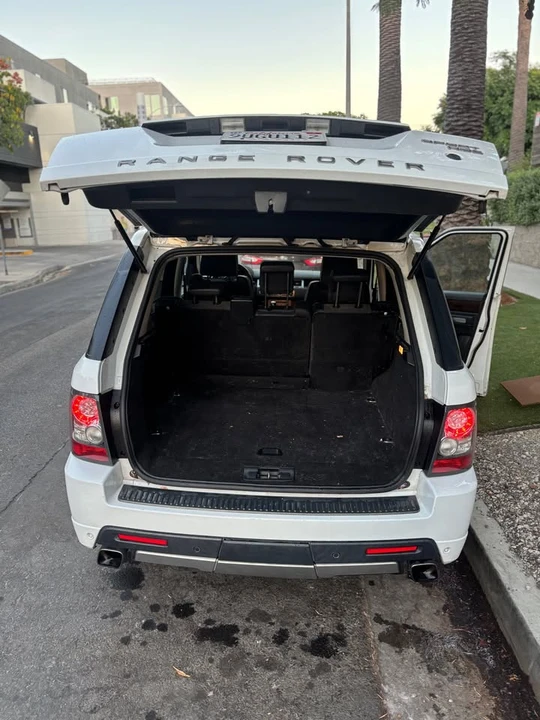 2011 Land Rover Range Rover L322 - Image 8 of 12