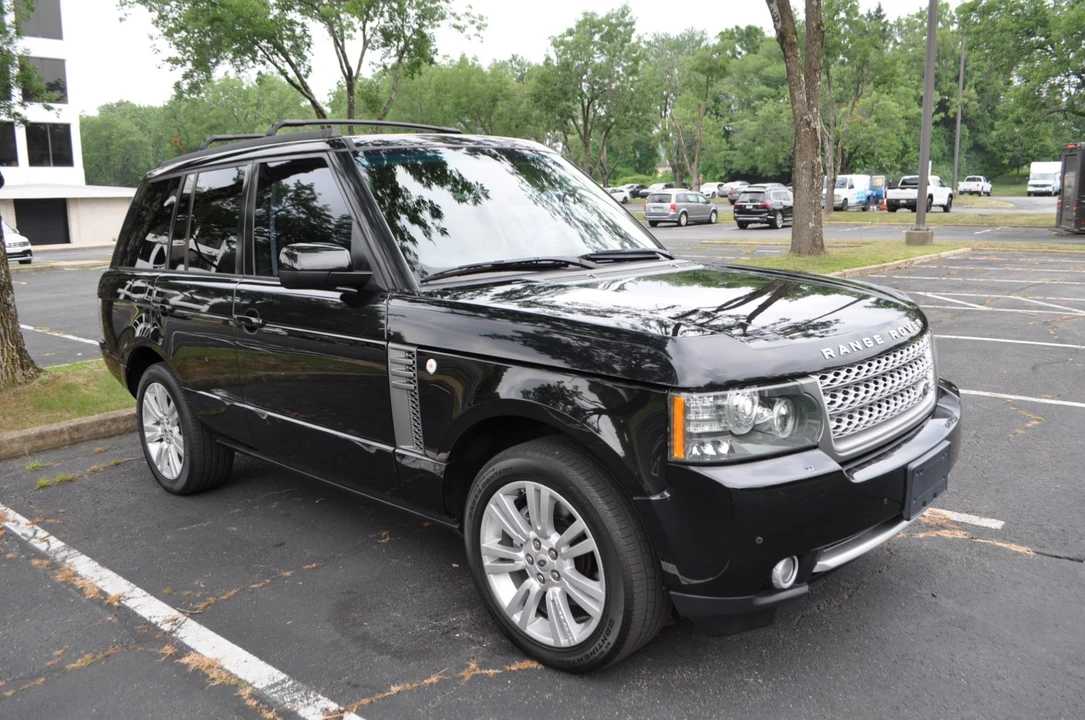 2011 Land Rover Range Rover L322 - Image 7 of 30