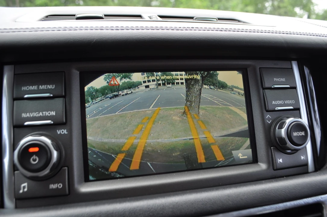 2011 Land Rover Range Rover L322 - Image 29 of 30