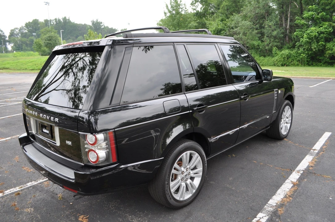 2011 Land Rover Range Rover L322 - Image 5 of 30