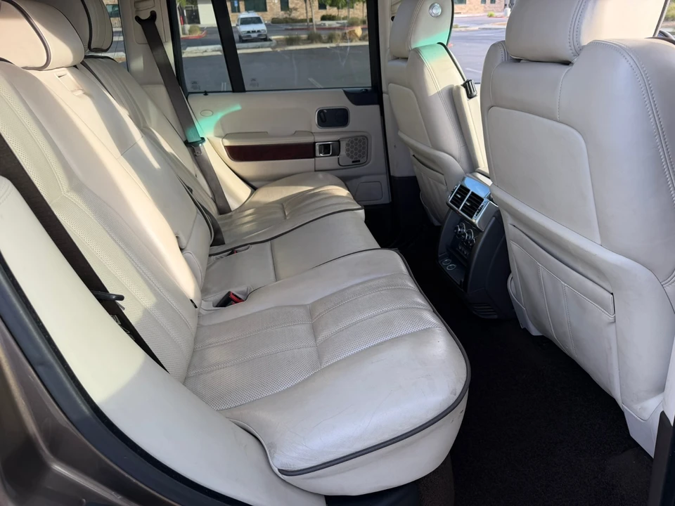2011 Land Rover Range Rover L322 - Image 12 of 19