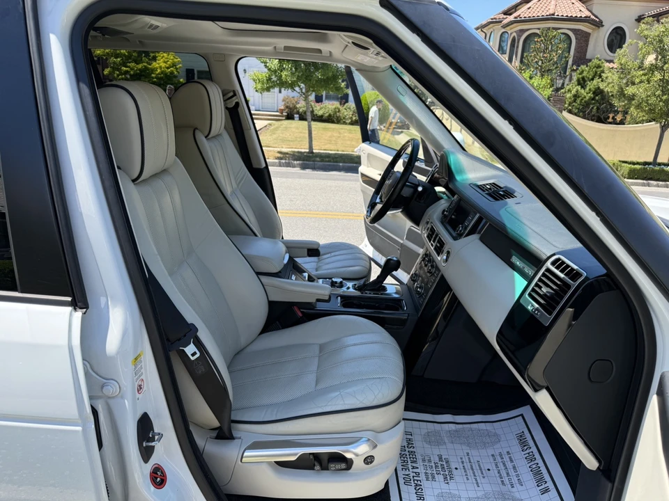 2011 Land Rover Range Rover L322 - Image 31 of 31