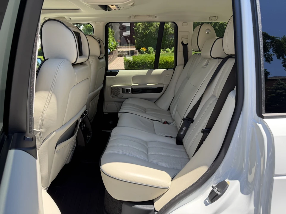 2011 Land Rover Range Rover L322 - Image 20 of 31