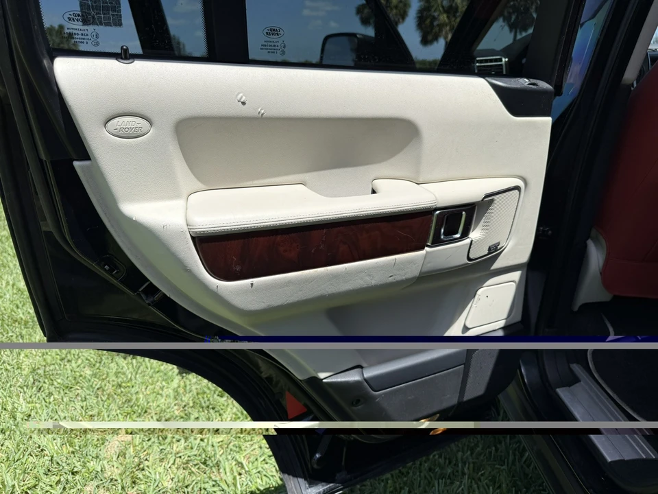 2011 Land Rover Range Rover L322 - Image 21 of 31