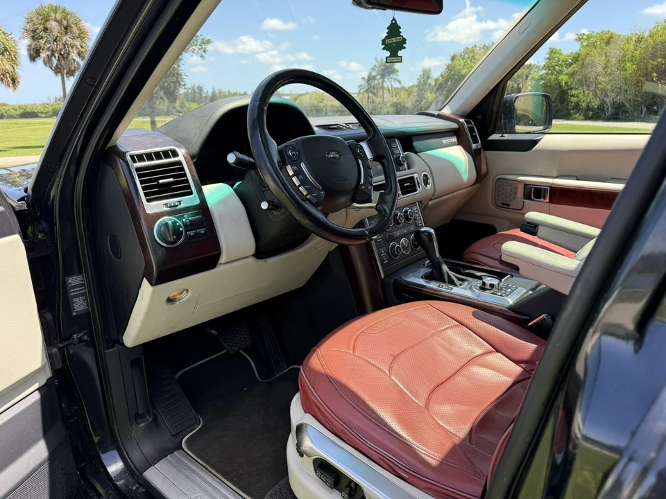2011 Land Rover Range Rover L322 - Image 29 of 31