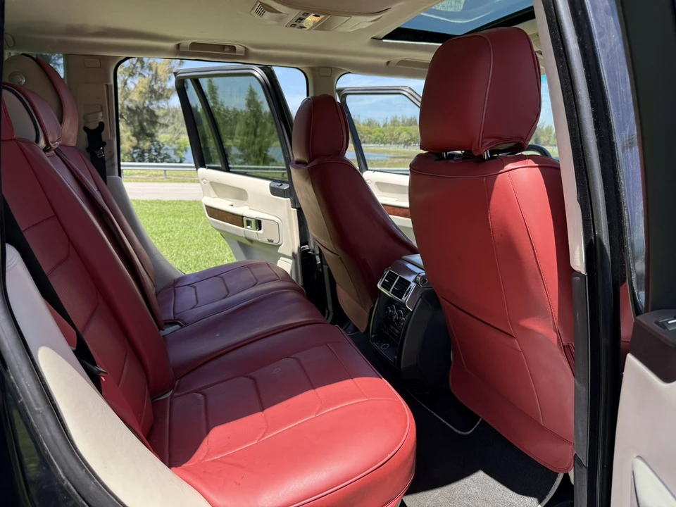2011 Land Rover Range Rover L322 - Image 11 of 31