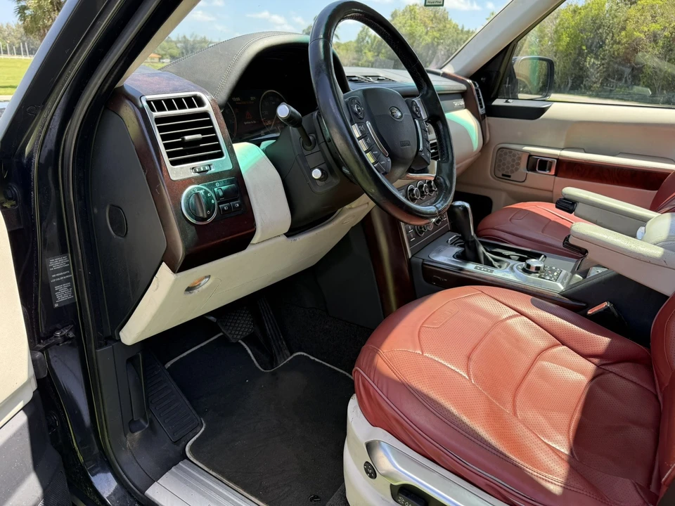 2011 Land Rover Range Rover L322 - Image 8 of 31