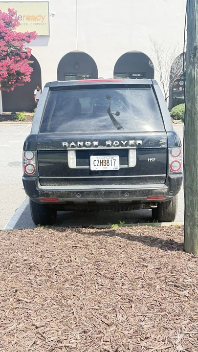 2011 Land Rover Range Rover L322 - Image 8 of 28