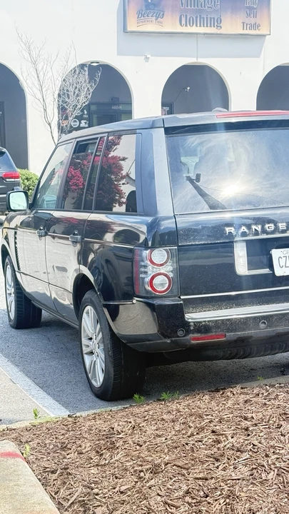 2011 Land Rover Range Rover L322 - Image 7 of 28