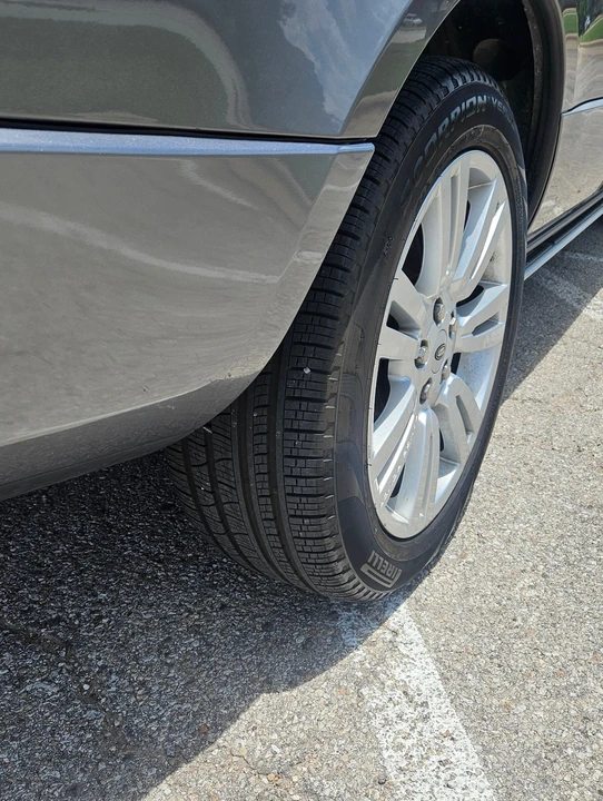2011 Land Rover Range Rover L322 - Image 9 of 12