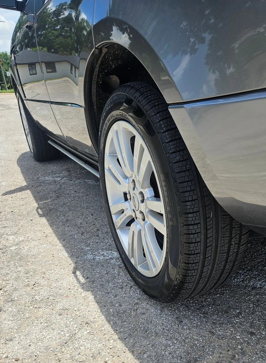 2011 Land Rover Range Rover L322 - Image 10 of 12