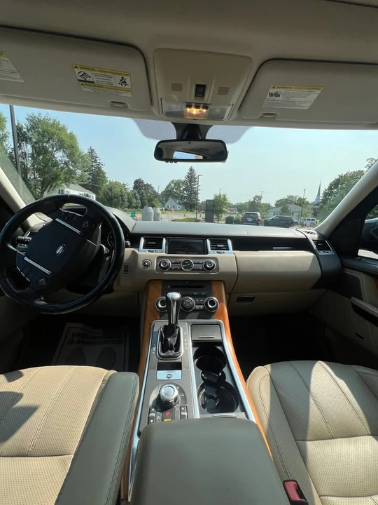 2011 Land Rover Range Rover L322 - Image 7 of 14