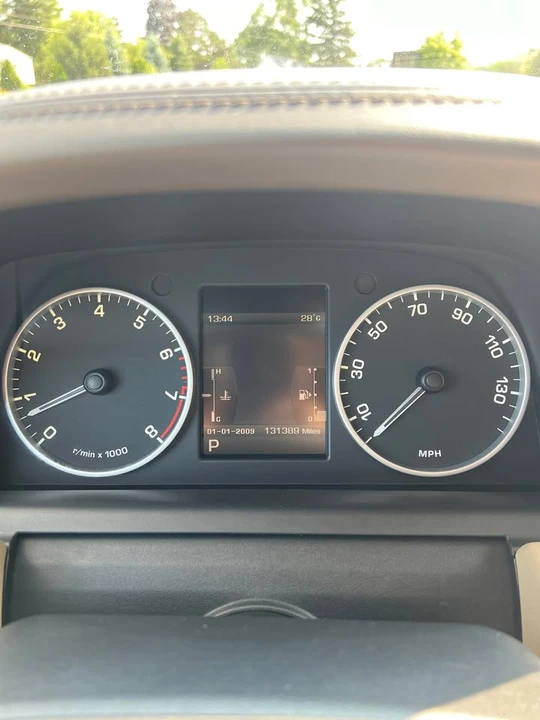2011 Land Rover Range Rover L322 - Image 13 of 14