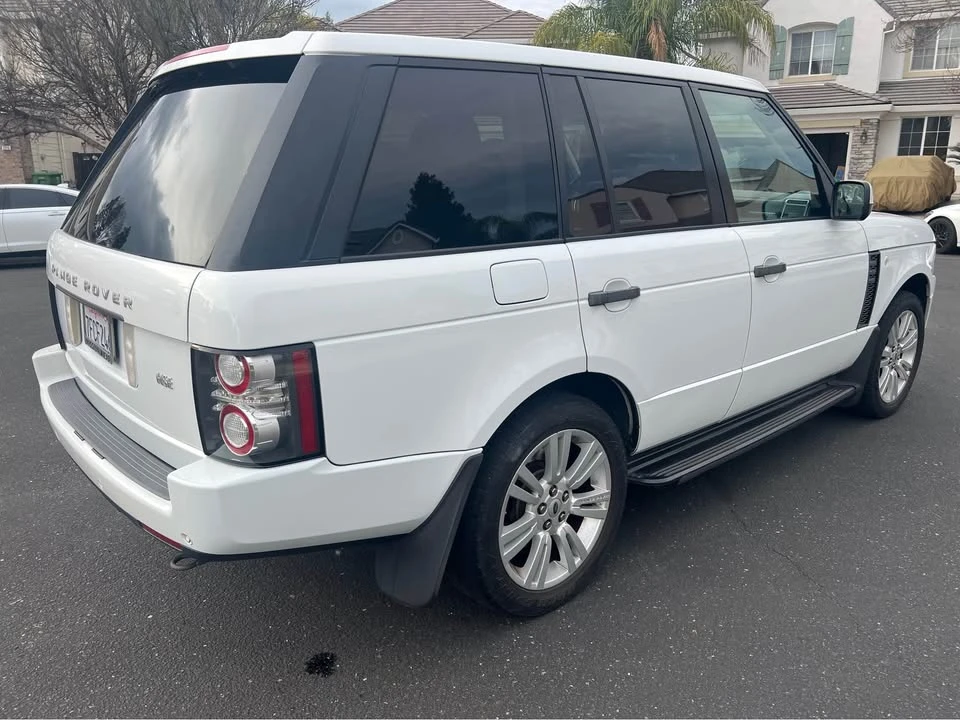 2011 Land Rover Range Rover L322 - Image 3 of 17