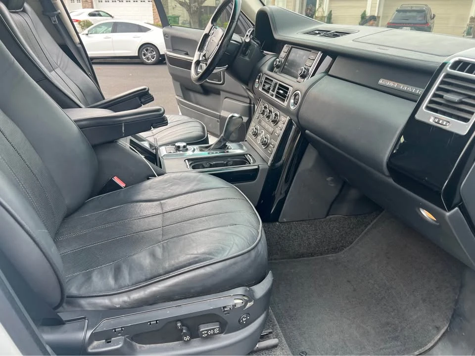 2011 Land Rover Range Rover L322 - Image 15 of 17