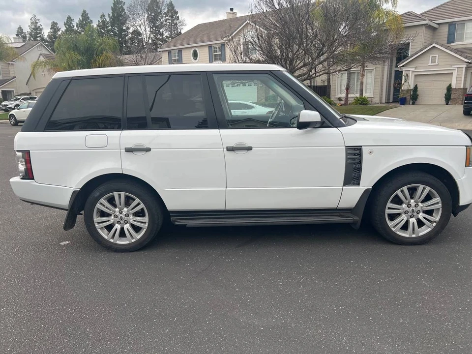 2011 Land Rover Range Rover L322 - Image 3 of 16