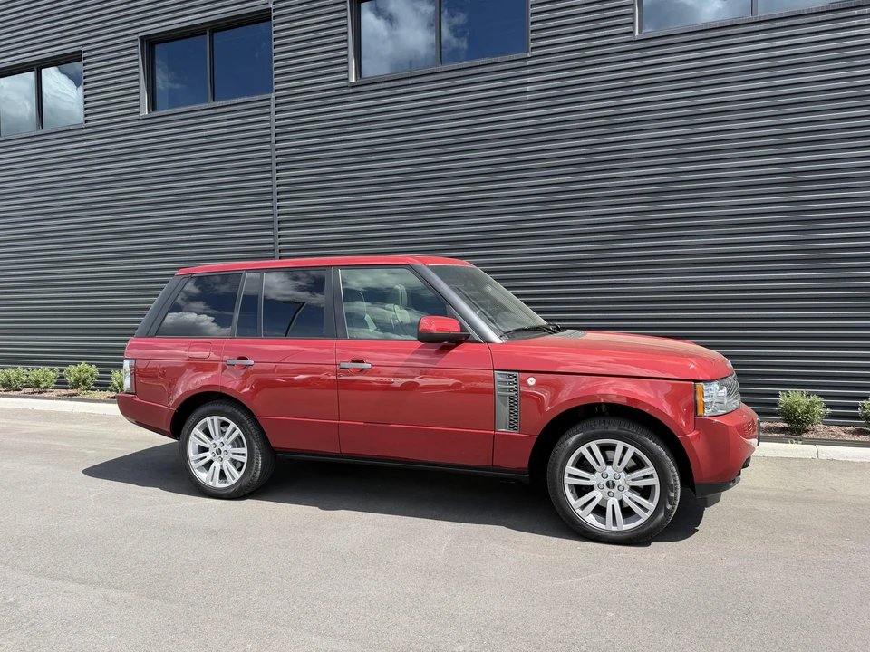 2011 Land Rover Range Rover L322 - Image 19 of 31