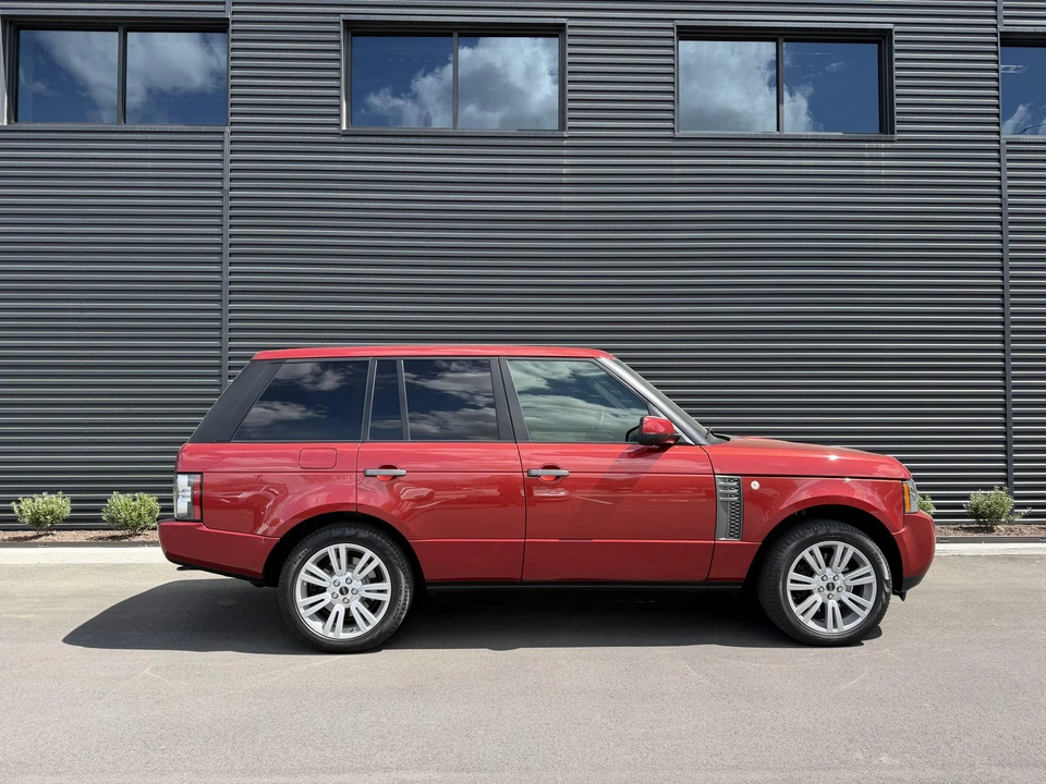 2011 Land Rover Range Rover L322 - Image 21 of 31