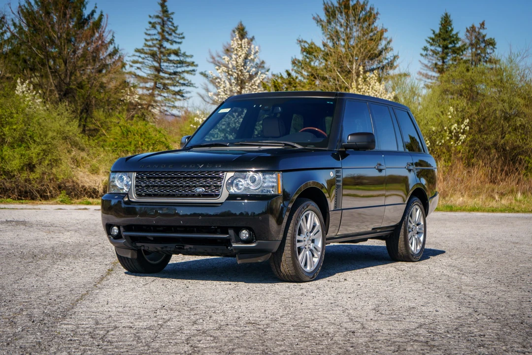 2011 Land Rover Range Rover L322 - Image 3 of 31
