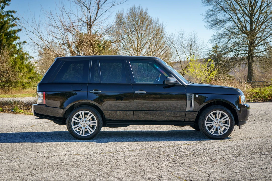 2011 Land Rover Range Rover L322 - Image 15 of 31