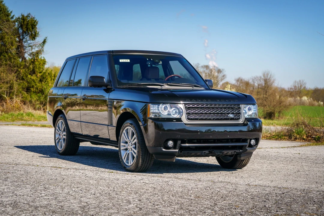 2011 Land Rover Range Rover L322 - Image 16 of 31
