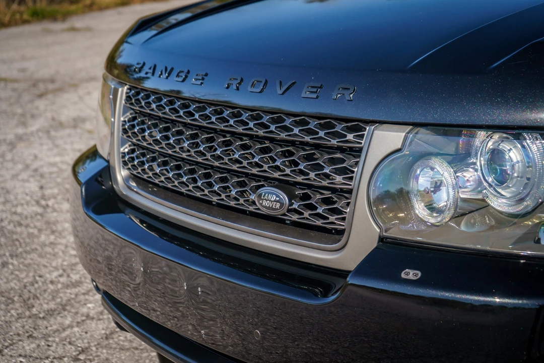 2011 Land Rover Range Rover L322 - Image 23 of 31