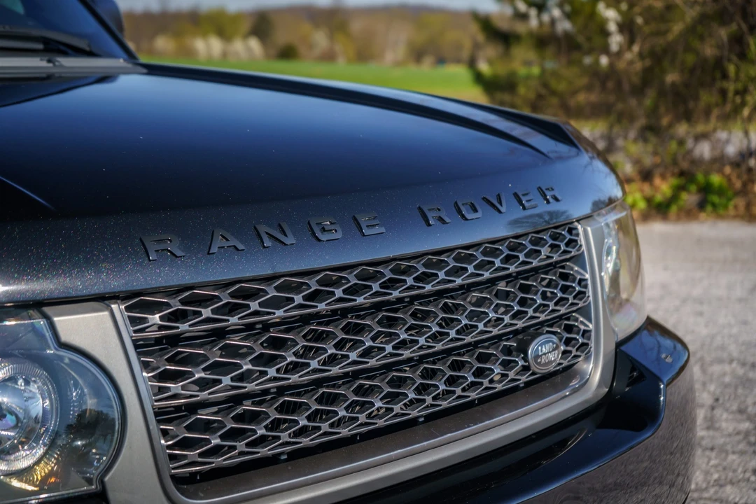 2011 Land Rover Range Rover L322 - Image 19 of 31