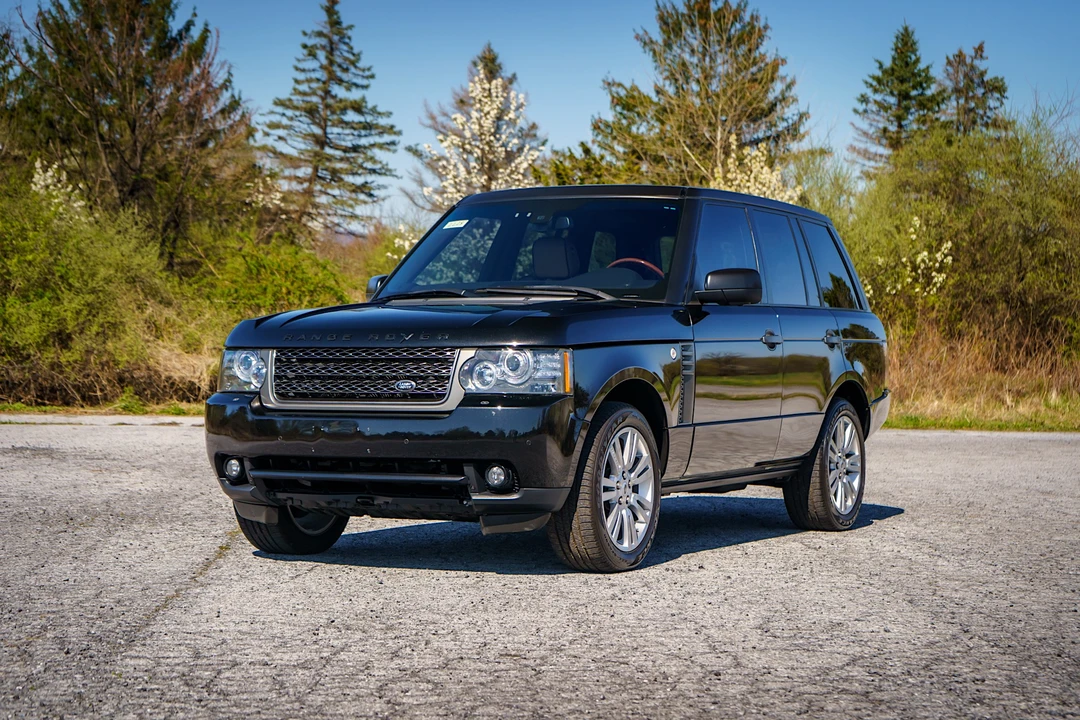 2011 Land Rover Range Rover L322 - Image 2 of 31