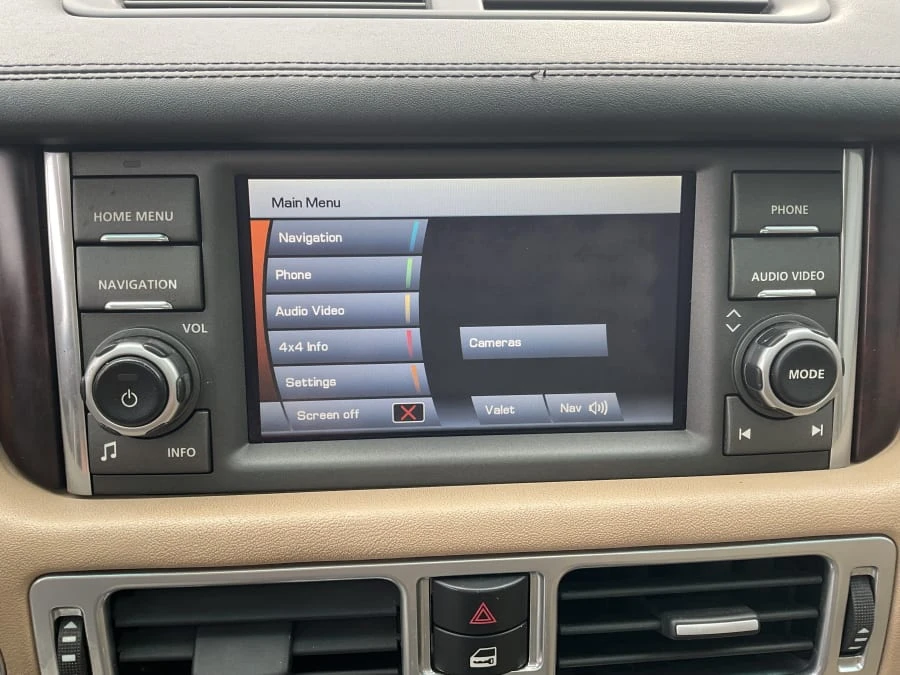 2011 Land Rover Range Rover L322 - Image 11 of 13