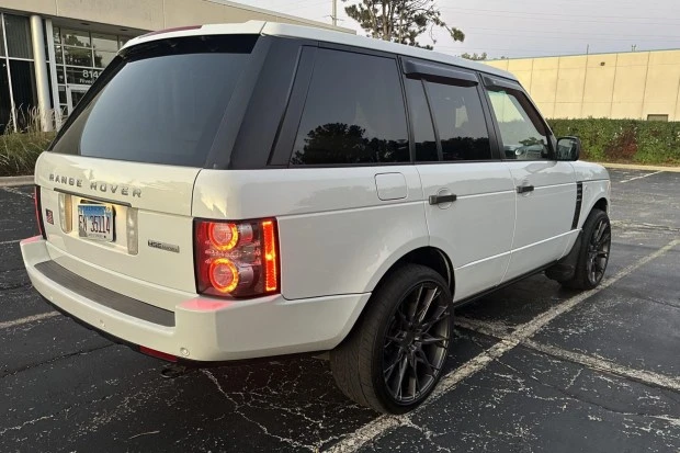 2011 Land Rover Range Rover L322 - Image 2 of 7