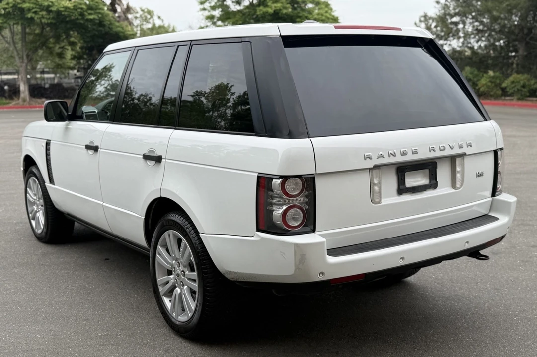 2011 Land Rover Range Rover L322 - Image 2 of 7