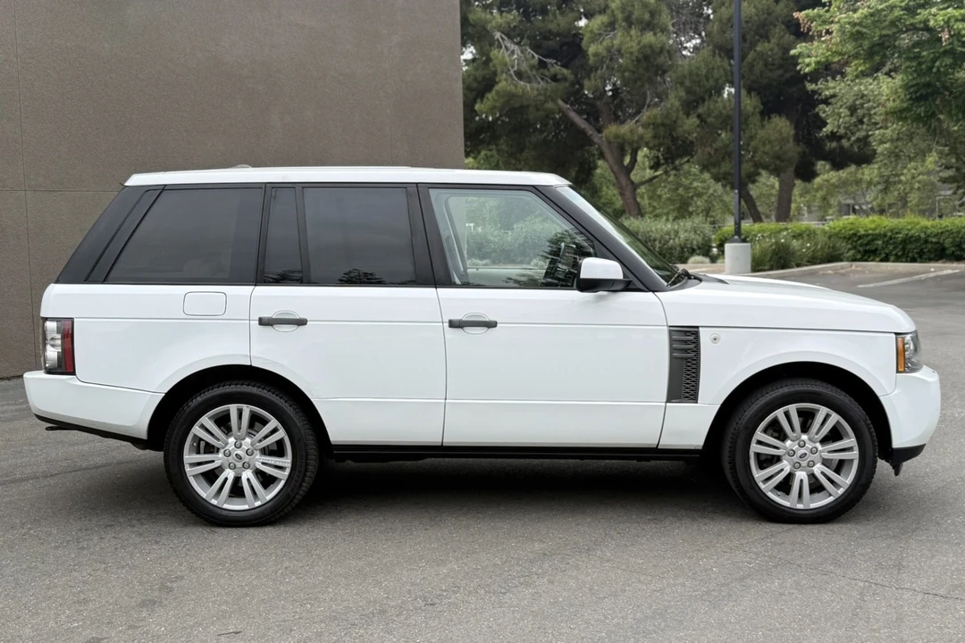 2011 Land Rover Range Rover L322 - Image 3 of 7
