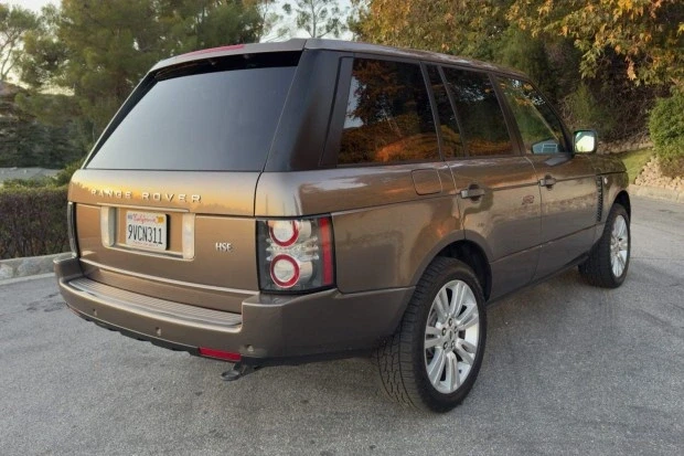 2011 Land Rover Range Rover L322 - Image 2 of 7