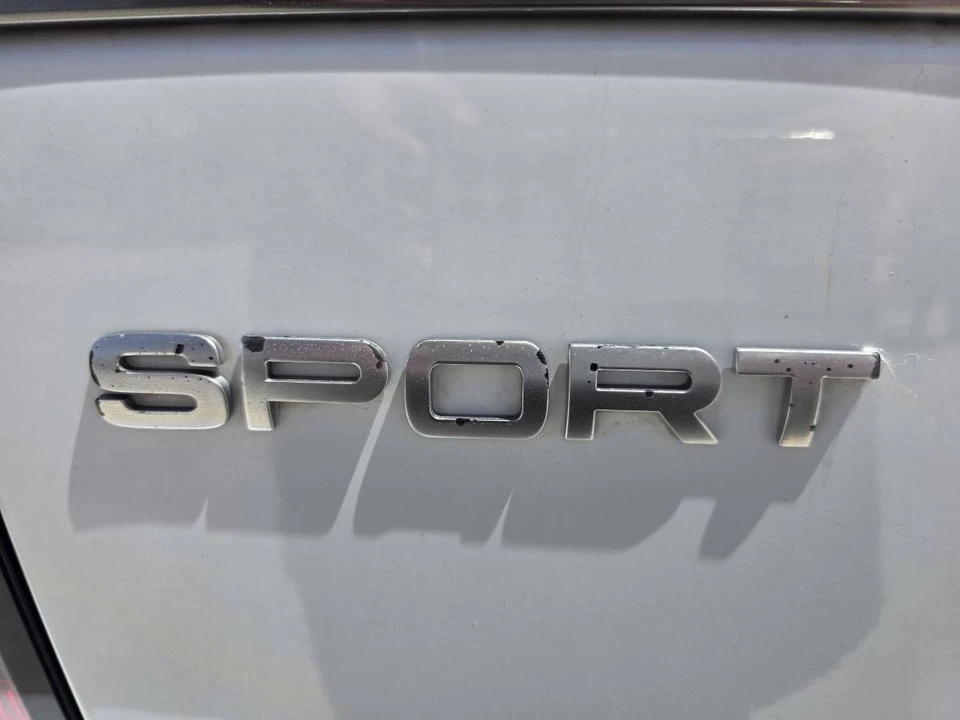 2011 Land Rover Range Rover L322 - Image 8 of 20