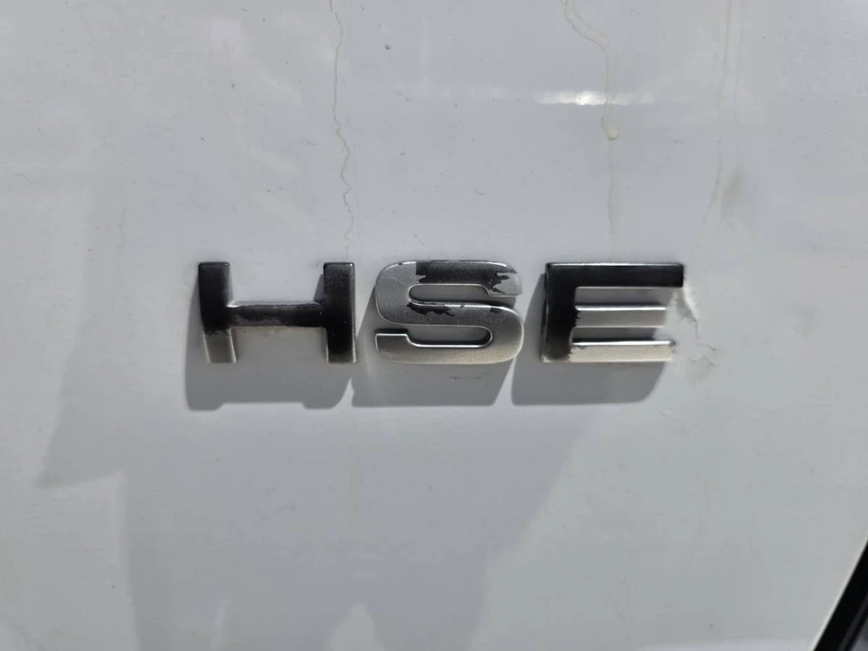 2011 Land Rover Range Rover L322 - Image 7 of 20