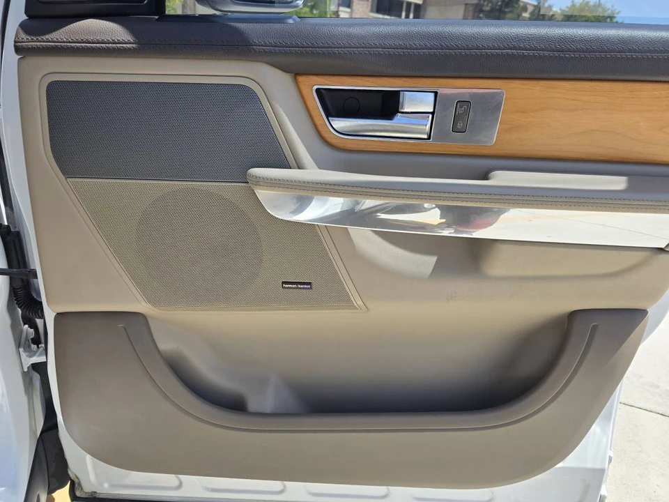 2011 Land Rover Range Rover L322 - Image 16 of 20