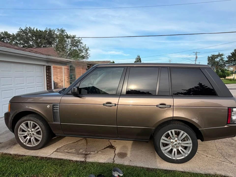 2011 Land Rover Range Rover L322 - Image 2 of 8