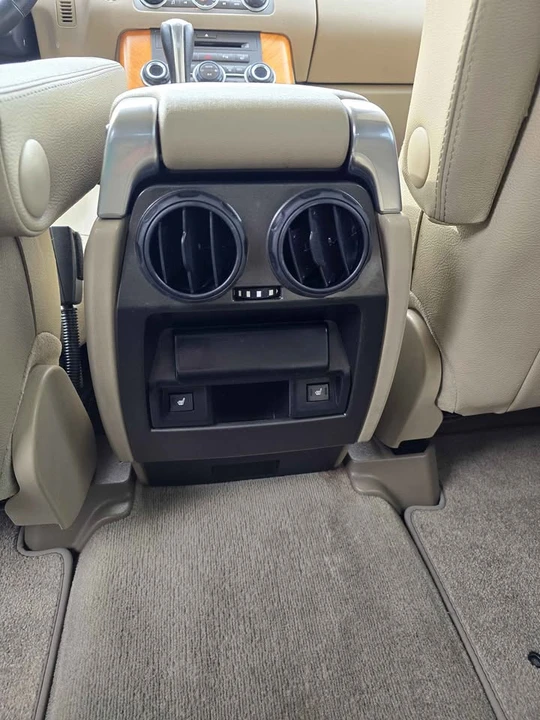 2011 Land Rover Range Rover L322 - Image 6 of 12