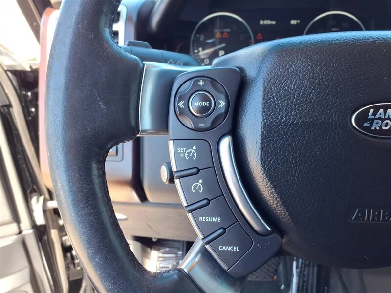 2011 Land Rover Range Rover L322 - Image 10 of 20