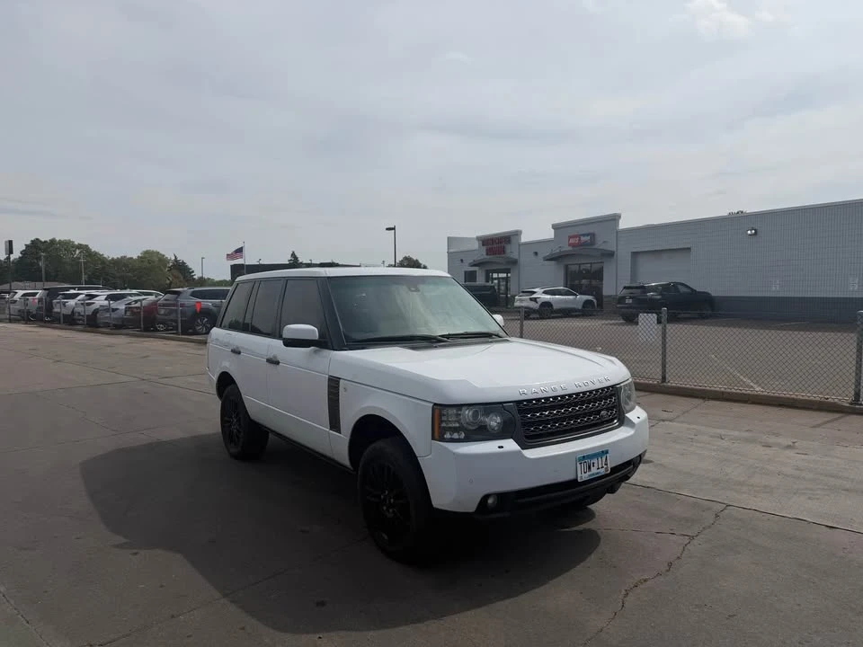2011 Land Rover Range Rover L322 - Image 2 of 11