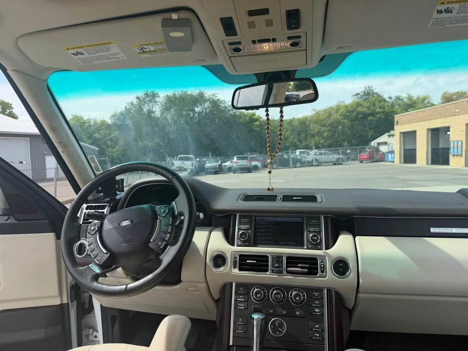 2011 Land Rover Range Rover L322 - Image 6 of 11