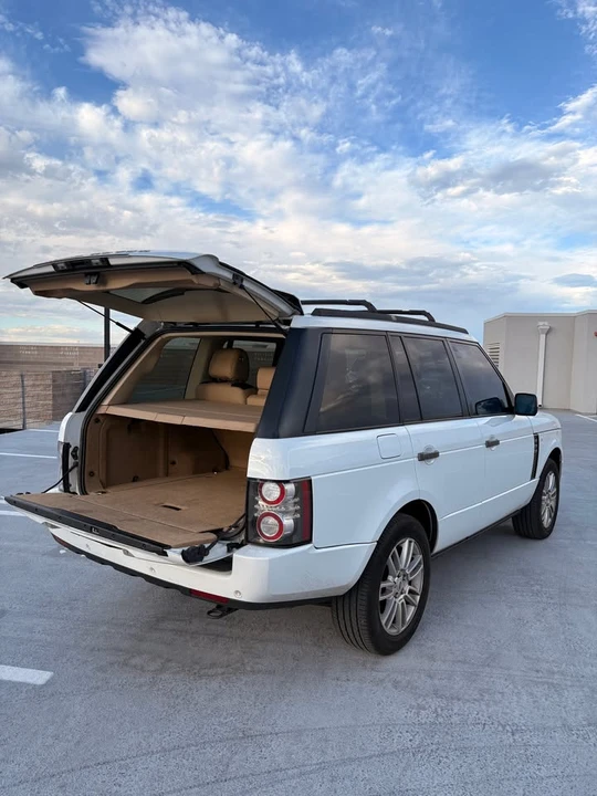 2011 Land Rover Range Rover L322 - Image 3 of 9